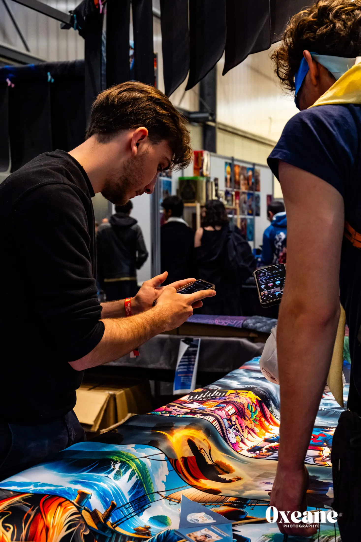 Visitor in front of the Pinea booth at Geek Days Lille 2025